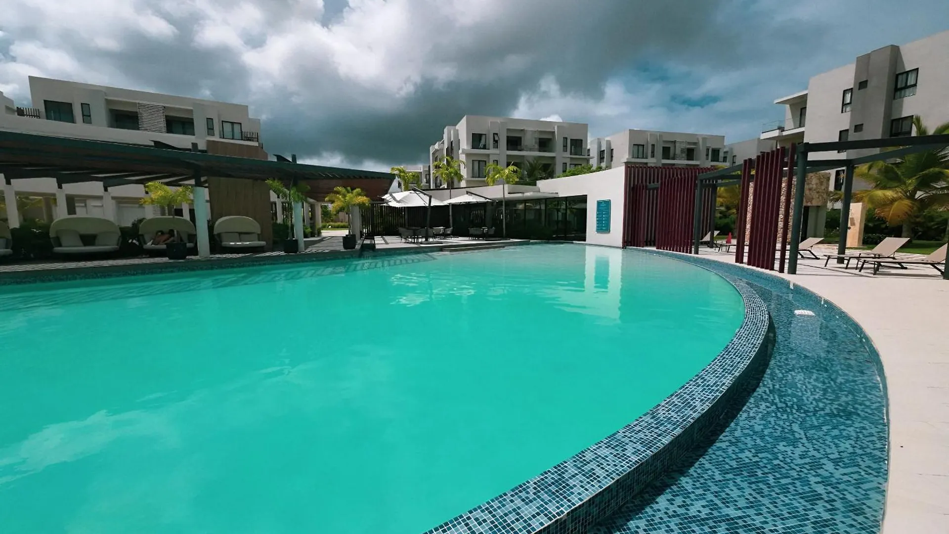 Panorama Lake Punta Cana Apartment